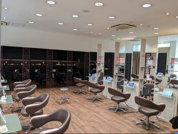 Hair＆Nail B Road【ヘアアンドネイル ビロード】