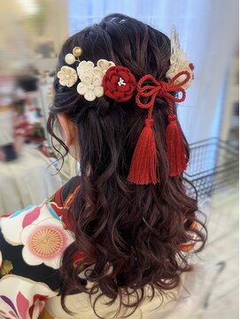 ヘアメイクアンドセットサロン リッコ(Hair make&set salon Ricco) ふわふわ華やかハーフアップ