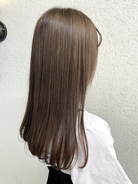 メルク(merc) ロング/グレージュ/シアーカラー/姫カット/宇都宮