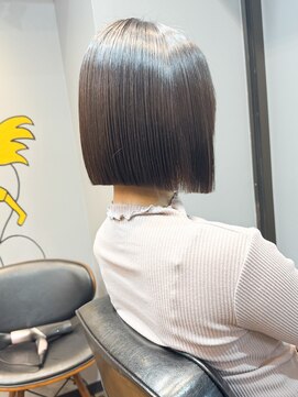 トウキョウマスタード(TOKYO MASTARD) オリーブグレー/レイヤーカット/黒髪/マロンベージュ/入谷