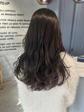 ロンドジェネルーズ 柏(Lond generous) オリーブグレー/韓国風巻き/レイヤーカット/髪質改善/縮毛矯正