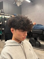 リッチブランドアンドコー(Rich Brand&Co)&nbsp;スペインカールスパイラルパーマツイストパーマフェード短髪