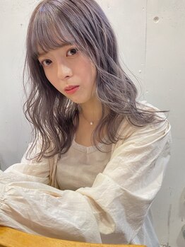 トリコ ヘアアンドケアスペース(trico hair&care space)の写真/【透明感カラーで魅せる♪】ダメージを抑えながら、光を纏うようなツヤと抜け感あふれる理想の髪色へ◎