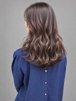ソラヘアー(SORA hair)&nbsp;透明感グレージュ×ゆるウェーブロングレイヤー　20代30代