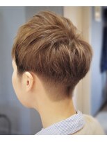 キートス(Kiitos)&nbsp;刈り上げ女子