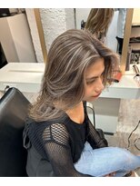 ブレンド 渋谷(BLend)&nbsp;ハイライトブルージュマチルダボブインナーグレージュ前髪