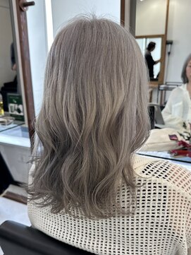 ハーツ(Heart's) 白髪ぼかし脱白髪染め似合わせショートボブ40代50代60代