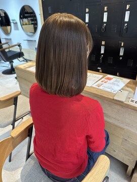 トワ 豊中店(towa) ブラウンカラー