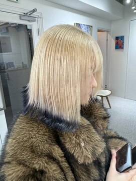 ペレ 渋谷(PELE) イメチェン/ホワイトブロンド/外ハネボブ/ワイドバング/渋谷