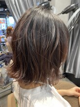 リア ウルル(Ria ulu.ru) 外はねボブ/肩上ボブ/切りっぱなし/くびれボブ/原宿/神宮前