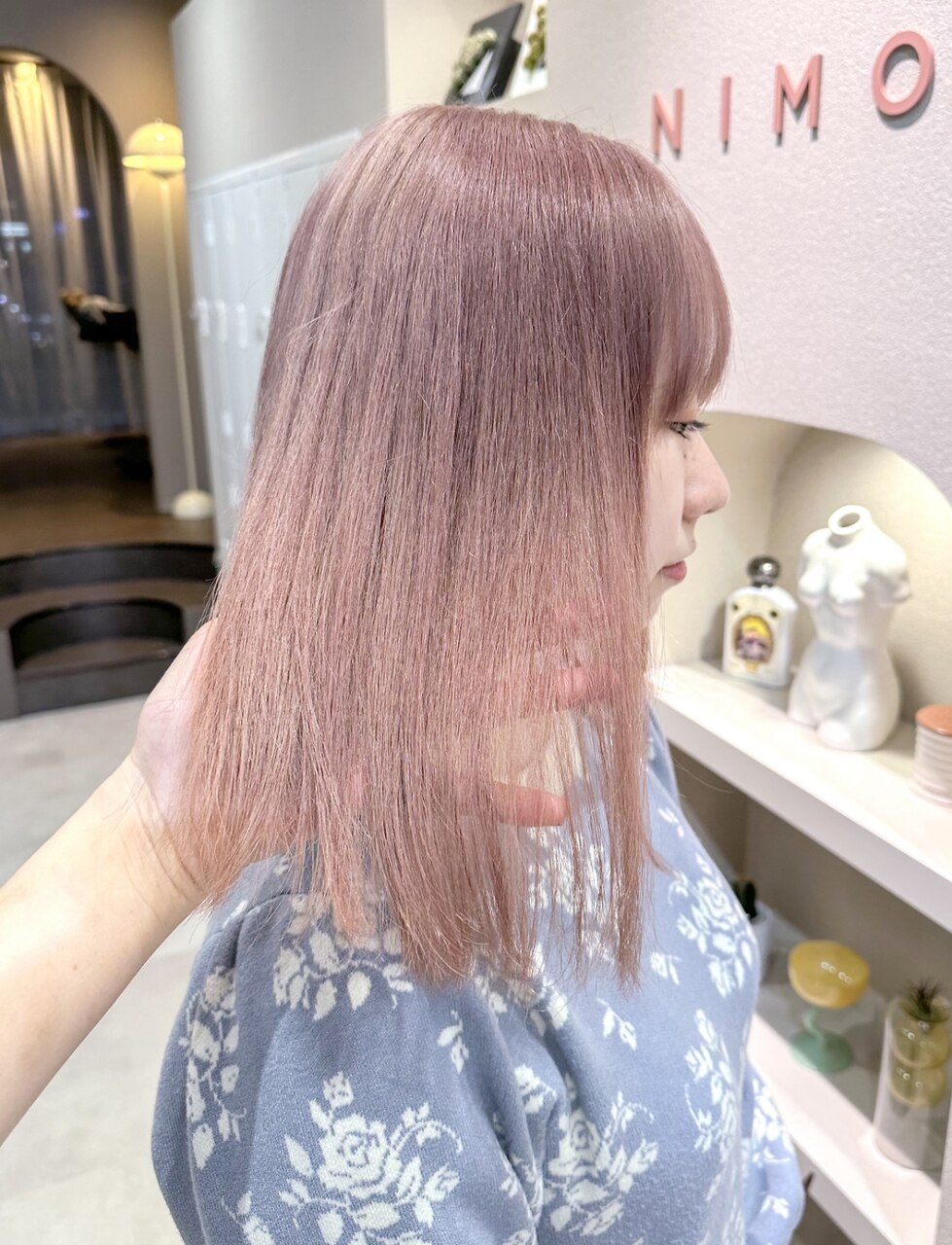 透けるピンクベージュ/表参道/ブリーチ