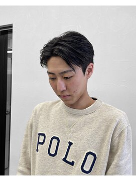 ソソ(soso) ショートセンターパート/フェザーパーマ/横浜