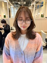 シダ(sida)&nbsp;冬先取りカラーブリーチなしオリーブベージュ　外ハネレイヤー