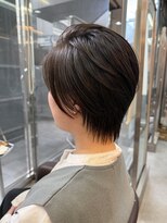 ニニ(nini) short