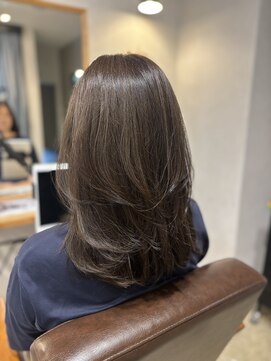 ルナバイルヴェール(LUNA by LeVert) 脱白髪染めカラー×レイヤーカット