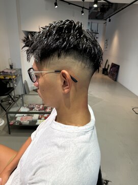 イズ(iss) スキンフェード