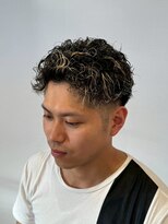 ジェットブラックキューサンロク(JET BLACK 936)&nbsp;宮城リョータ風パーマ/極道パーマ　メッシュ