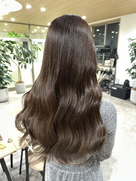 ビスポーク(BESPOKE) ブリーチ無しグレージュ 透明感 髪質改善カラー