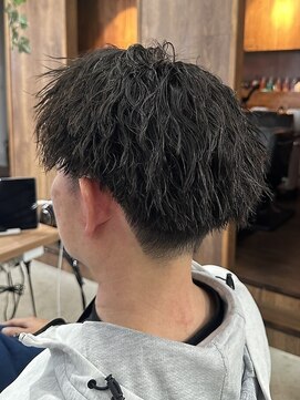 グレープバイン 辻堂(GRAPEVINES) ☆ツイストスパイラルパーマ☆