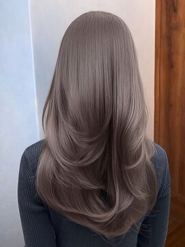 ロティー(loty) レイヤー 髪質改善カラー グレージュ とうめいかん