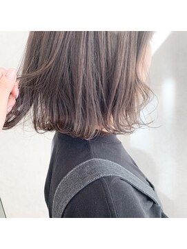 シャンドゥール 栄店(CHANDEUR) 透明感ココアブラウン柔らかニュアンスエアリーミディアム