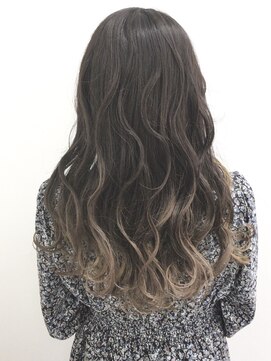 ニーケ 池袋 池袋西口(nike) 【nike池袋】ブリーチ&波ウェーブ&外国人風インナーカラー