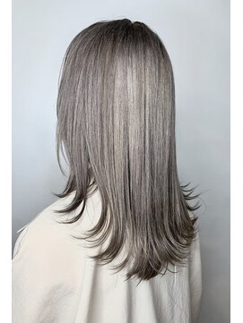 テダ(Te'Da) グレージュ　グレー