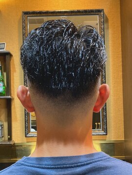 ヒロギンザバーバーショップ 大宮店(HIRO GINZA BARBER SHOP) フェード　アイロンパーマ　大宮区