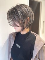 トルネード(TORNADO)&nbsp;外国人風クール系ショート 逆エアタッチ バレイヤージュ t1027