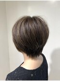 マッシュ ショート 白髪ぼかし ハイライト