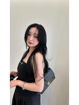 ノク(nok) ブルベ冬グレー_前髪アンブレラカラーこなれミディイメチェン