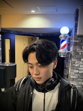 プラウド(PROUD) 韓国マッシュセンターパートカルマパーマニュアンスパーマウルフ