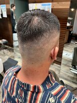 スタンドバーバー 柏(STAND BARBER)&nbsp;スペインカール/スパイキーショート/ブルーブラック/柏