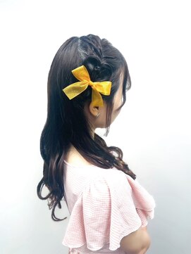 アールエーサロンモノクロ 秋葉原(RA SALON モノクロ) 耳かけ編み込み