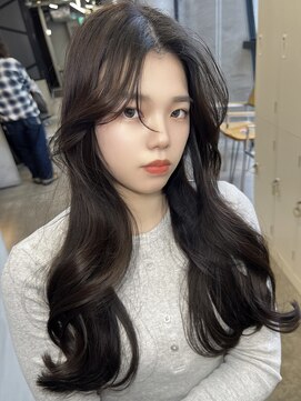 ジーナ 池袋(Zina) ロングウェーブ/くびれ巻き/ヨシンモリ/韓国ヘアー/池袋美容院