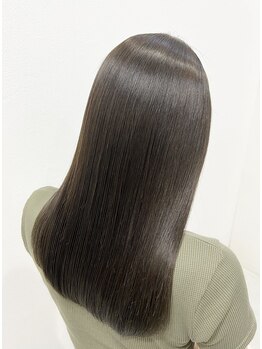 ヘア エッセンス エルメ(hair essence elme)の写真/髪質改善カラーで叶える♪艶と柔らかさ◎髪本来の輝きを引き出すサロン！