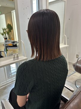 アミエ(AMIE) 《straight bob》