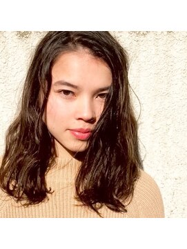 ビコ(bico) ラフなくせ毛風ミディアム