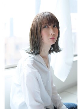 ソーホー ニューヨーク シズオカ(SOHO newyork SHIZUOKA) ひし形シルエット愛され外ハネミディ