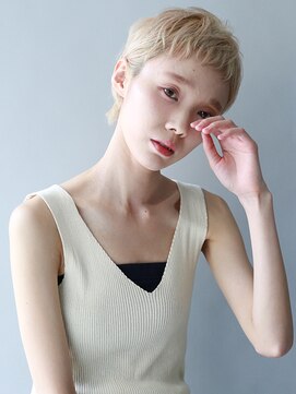 ザビー(THE B) ミニマルな大人のハイトーンショート