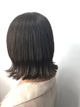 コピーヌ 高田馬場店(Copine) 控えめな外ハネで大人っぽく☆ミディアム×ココアブラウン☆