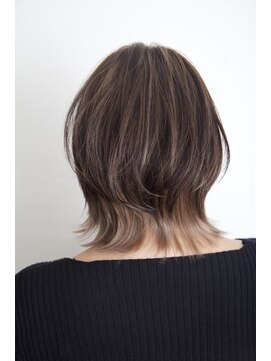 ヘアー ヴィス ア ヴィス(HAIR Vis a Vis) ミディアムバレイヤージュ