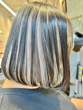 ココ 西葛西南口店(COコ) デザインカラー｜アンブレラホワイトグレージュカラー｜美髪