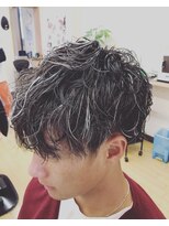 ニシキオリ(NISHIKIORI)&nbsp;ツーブロスパイラルパーマ