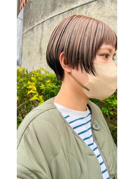 デビュー ヘアーメイク マッシュショート