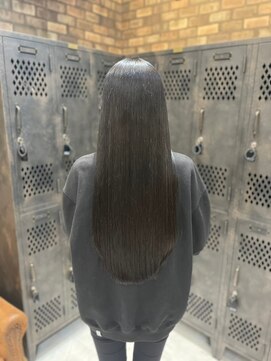 ネウィ 八王子(newi) エアストレート大人可愛い20代30代40代黒髪ストレート暗髪ツヤ髪