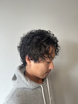 トラッド(TRAD) 襟足あり長髪お色気パーマ！