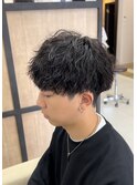 刈り上げツーブロック波巻きスパイラルパーマメンズマッシュ