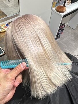 いろあそび 八王子 ホワイトカラー