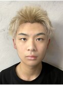 スパイキーブロンド
